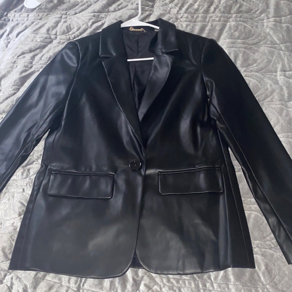 T Tahari Black Leather Blazer